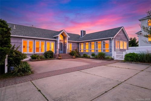 33 Bath St, Lido Beach, NY, 11561-5006 | Card Image