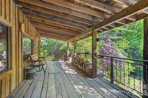 451 Signal Tree Rd, Deep Gap, NC, 28618-9458 | Card Image