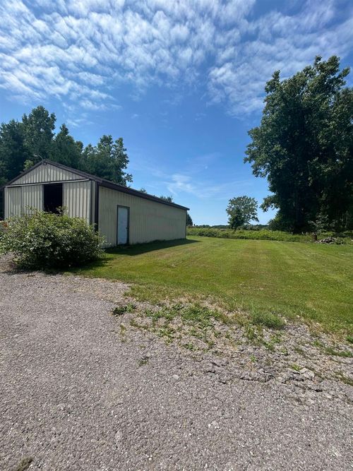 1257 Langdon Rd, Standish, MI, 48658-9735 | Card Image