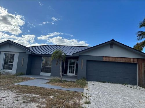 888 Limpet Dr, SANIBEL, FL, 33957-3806 | Card Image