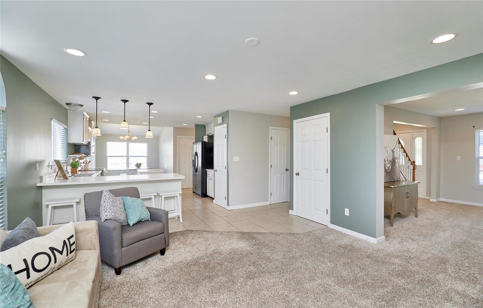Eagle Forest Dr, Saint Charles, MO 63303