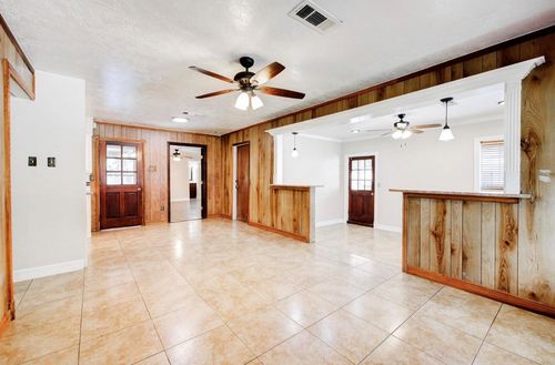11787 Stonehedge Dr, Conroe, TX, 77303-5149 | Card Image