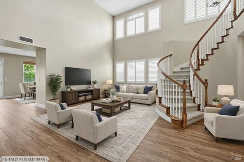 3961 Park Gardens Dr, Santa Rosa, CA, 95404-7611 | Card Image