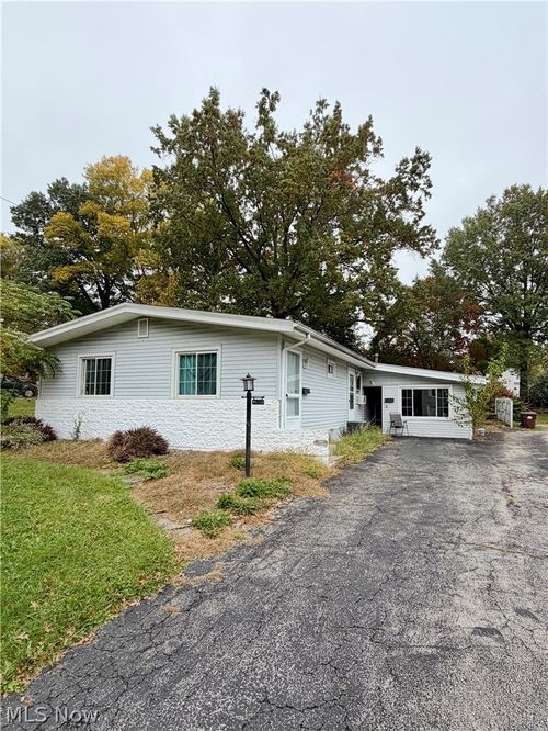 1-74 Homestead Dr, Boardman, OH, 44512-2117 | Card Image