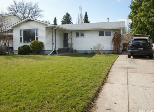 1802 Arlington Ave, Saskatoon, SK, S7H2Y7 | Card Image