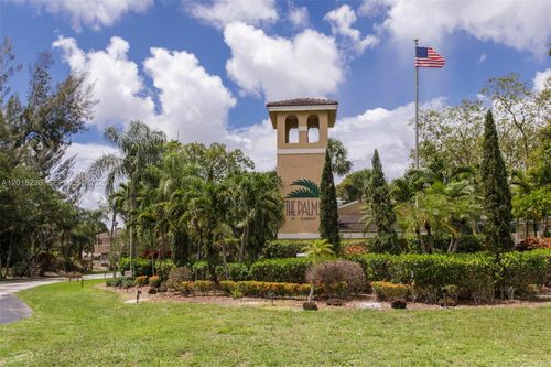 102-400 Palm Cir W, Pembroke Pines, FL, 33025-4606 | Card Image
