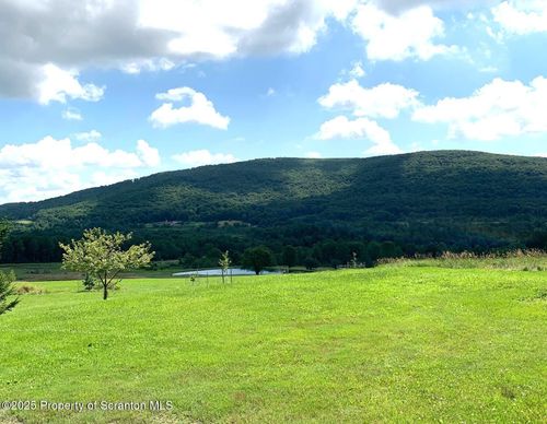 529 State Route 370, Union Dale, PA, 18470-7392 | Card Image