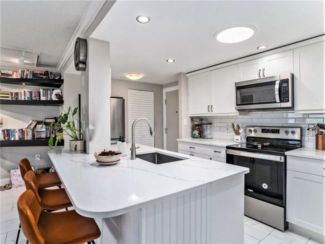 APT-1203 - 4141 Bayshore Blvd, Condo with 2 bedrooms, 2 bathrooms and null parking in TAMPA FL | Image 10