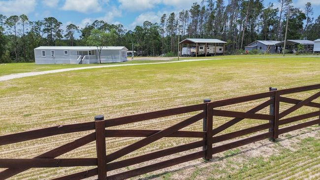 231 Ne Webb Ln, House other with 2 bedrooms, 2 bathrooms and 2 parking in Steinhatchee FL | Image 5