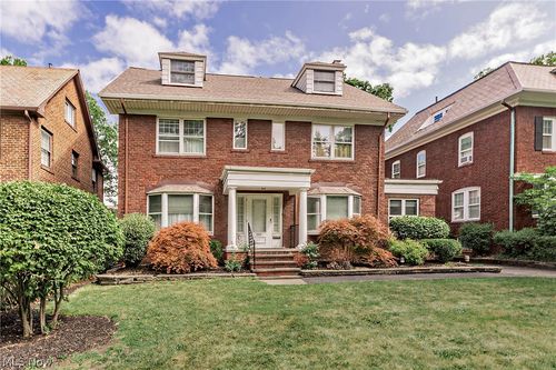 2657 Edgehill Rd, Cleveland Heights, OH, 44106-2805 | Card Image