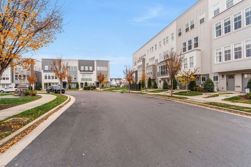 2032 Edison Park Ln, Nashville, TN, 37209-2685 | Card Image