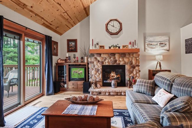 6 - 5086 State Highway 70 W, Condo with 3 bedrooms, 4 bathrooms and 2 parking in Eagle River WI | Image 6
