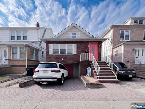 79 Shaler Ave, Fairview, NJ, 07022-2012 | Card Image