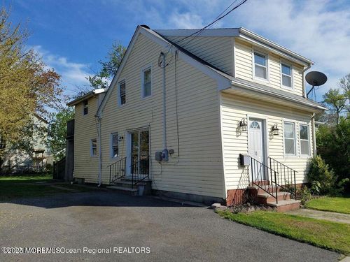 16 Bayview Ave, Keansburg, NJ, 07734-1202 | Card Image