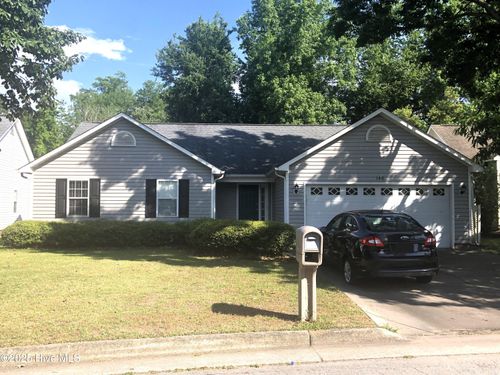 146 Monterey Cir, New Bern, NC, 28562-4202 | Card Image