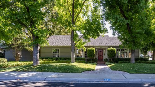 902 Carolyn Ave, Modesto, CA, 95350-5210 | Card Image