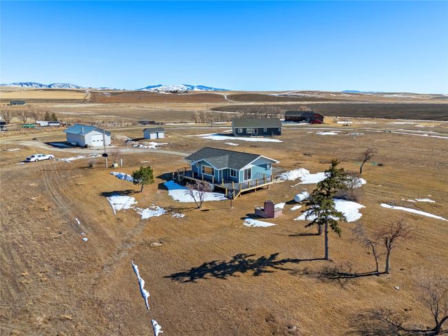 A true escape from city life with fresh air and open land. | Image 67