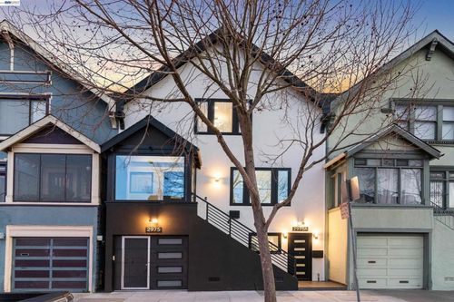 2975 Cesar Chavez St, San Francisco, CA, 94110 | Card Image