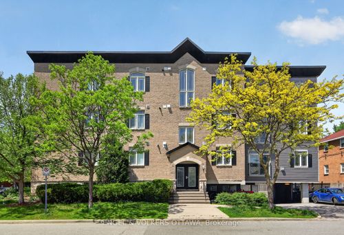 401-711 Churchill Dr, Paris, ON, N3L | Card Image