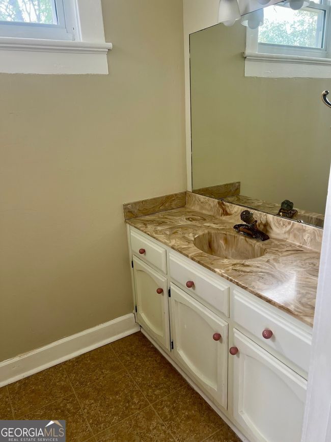 40 S College St, House other with 3 bedrooms, 3 bathrooms and null parking in Metter GA | Image 22