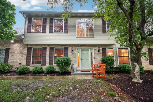 1544 Laurel Oaks Dr, Streamwood, IL, 60107-3315 | Card Image