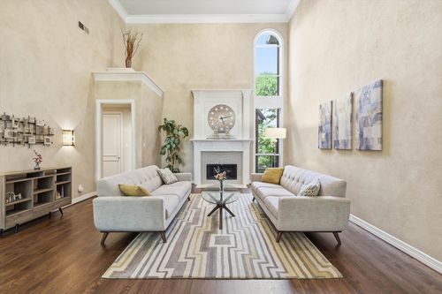 617 Hawthorn Cir, Highland Village, TX, 75077-8674 | Card Image