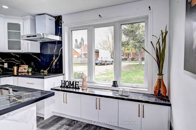 239 Hamilton St, House other with 4 bedrooms, 2 bathrooms and 6 parking in Cambridge ON | Image 15