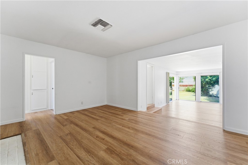 Residential in Reseda 2