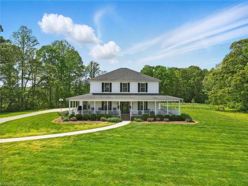 725 Bradshaw Rd, Mount Ulla, NC, 28125-6700 | Card Image