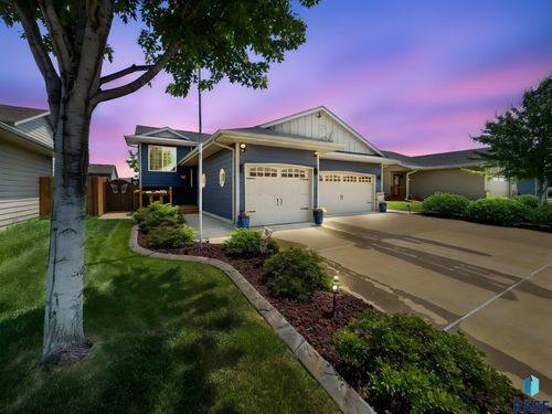 4612 Tribbey Trl, Sioux Falls, SD, 57106 | Card Image