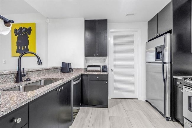 APT-1703 - 3338 Peachtree Rd Ne, Condo with 1 bedrooms, 1 bathrooms and 1 parking in Atlanta GA | Image 16