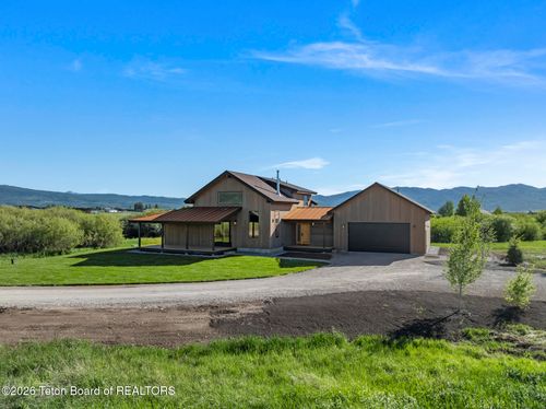 6322 Fox Springs Dr, Victor, ID, 83455 | Card Image