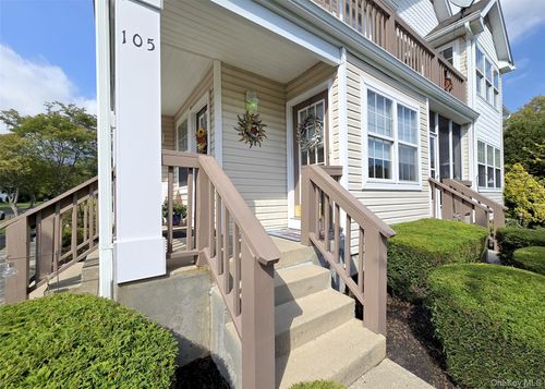 105 Commodore Cir, Port Jefferson Station, NY, 11776-2264 | Card Image