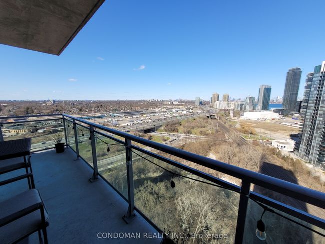 1924 - 165 Legion Rd N, Condo with 2 bedrooms, 2 bathrooms and 1 parking in Etobicoke ON | Image 8
