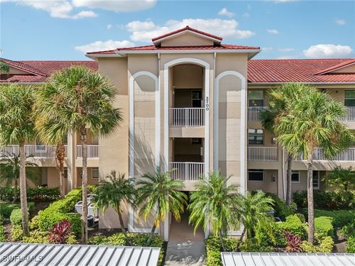 apt-3134-2700 Cypress Trace Cir, NAPLES, FL, 34119-8489 | Card Image