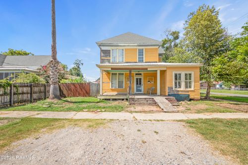 225 E Oak St, Crowley, LA, 70526-5715 | Card Image