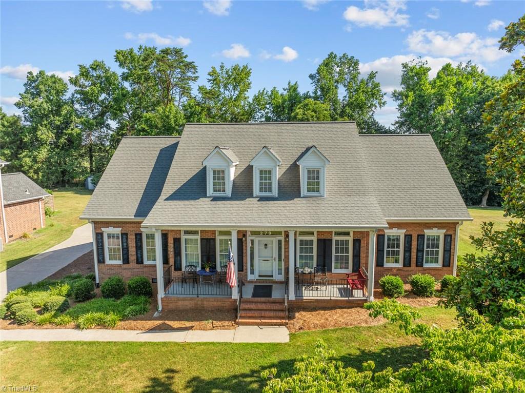 Ashmoor Ln, Lexington, NC 27295