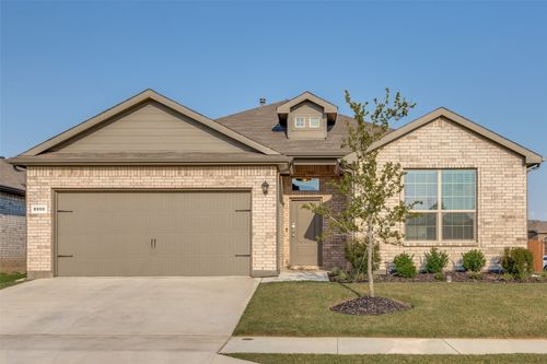 8900 Trumpeter Ln, Fort Worth, TX, 76131-1981 | Card Image