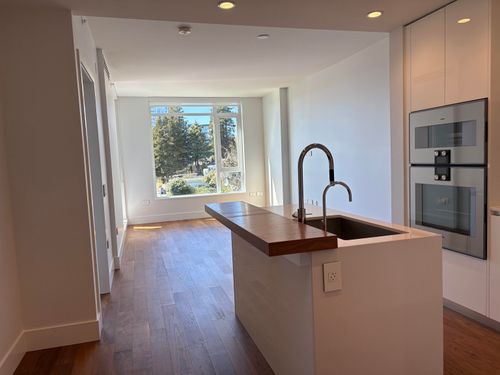 405-389 W 59th Ave, Vancouver, BC, V5X0J4 | Card Image