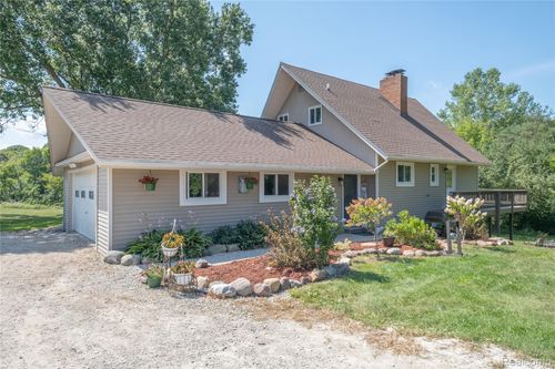 11010 Hegel Rd, Goodrich, MI, 48438-9287 | Card Image