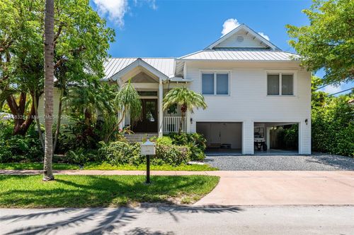285 W Enid Dr, Key Biscayne, FL, 33149-2004 | Card Image