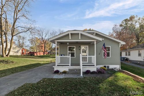3417 Badley Ave, Alton, IL, 62002-4902 | Card Image