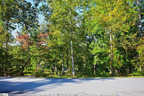 20 S Towson Trl, West Union, SC, 29696 | Card Image