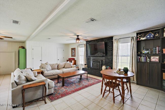 08-12661 Springridge Rd | Image 8