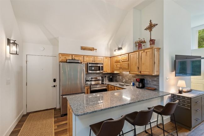 1909 - 260 River Run, Condo with 1 bedrooms, 1 bathrooms and null parking in Sapphire NC | Image 13