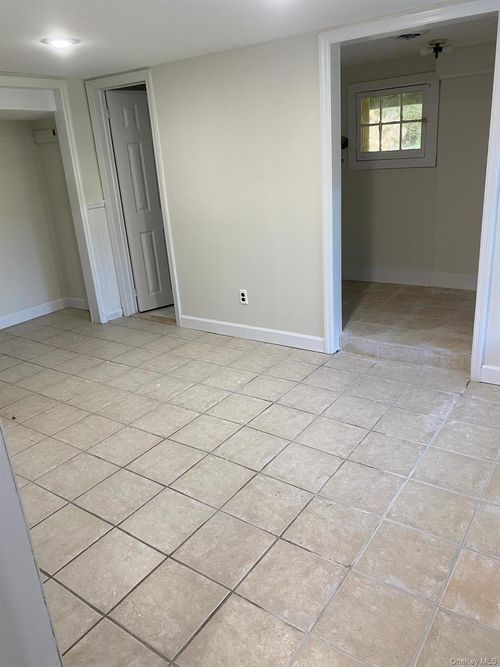 459 Clove Rd, Monroe, NY, 10950-4755 | Card Image