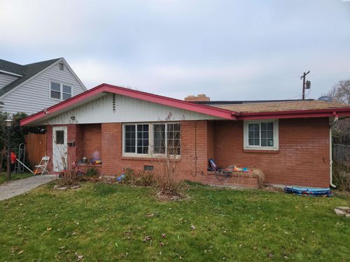 807 W Park St, Pasco, WA, 99301-5220 | Card Image