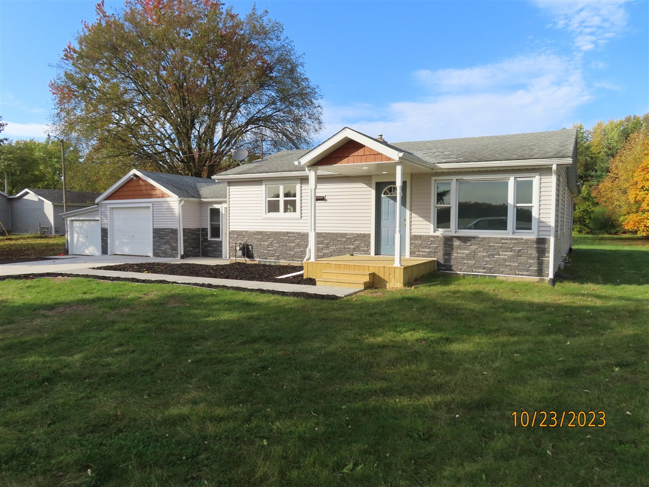 Redfield St, Edwardsburg, MI 49112
