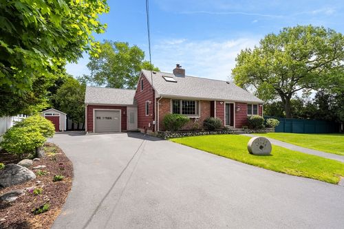 4 Farmland Rd, Saugus, MA, 01906-3255 | Card Image