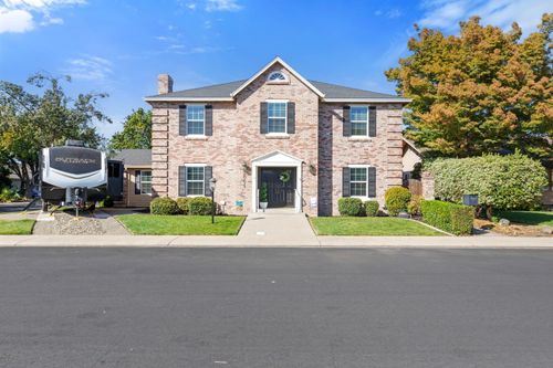 2001 El Toro Way, Modesto, CA, 95355 | Card Image